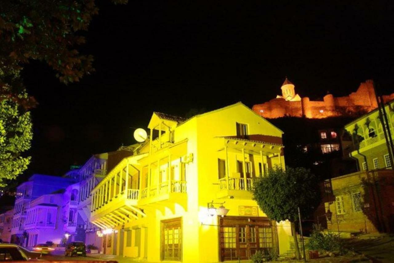Proper Apartment - Duplex Home Tbilisi Buitenkant foto